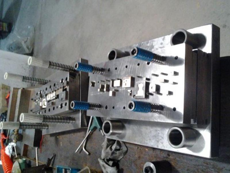 拉萨模具制造-12